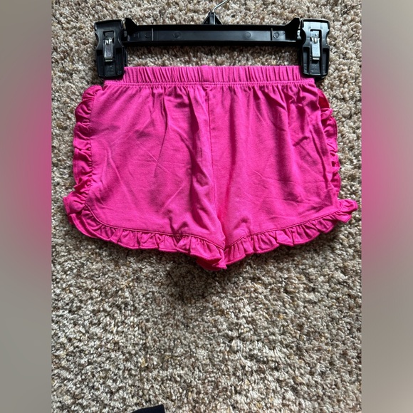 NWT Posh Peanut 3T-4T Rainbow Melody Ruffled Cap Sleeve Top Ruffled Short Set - Picture 6 of 7